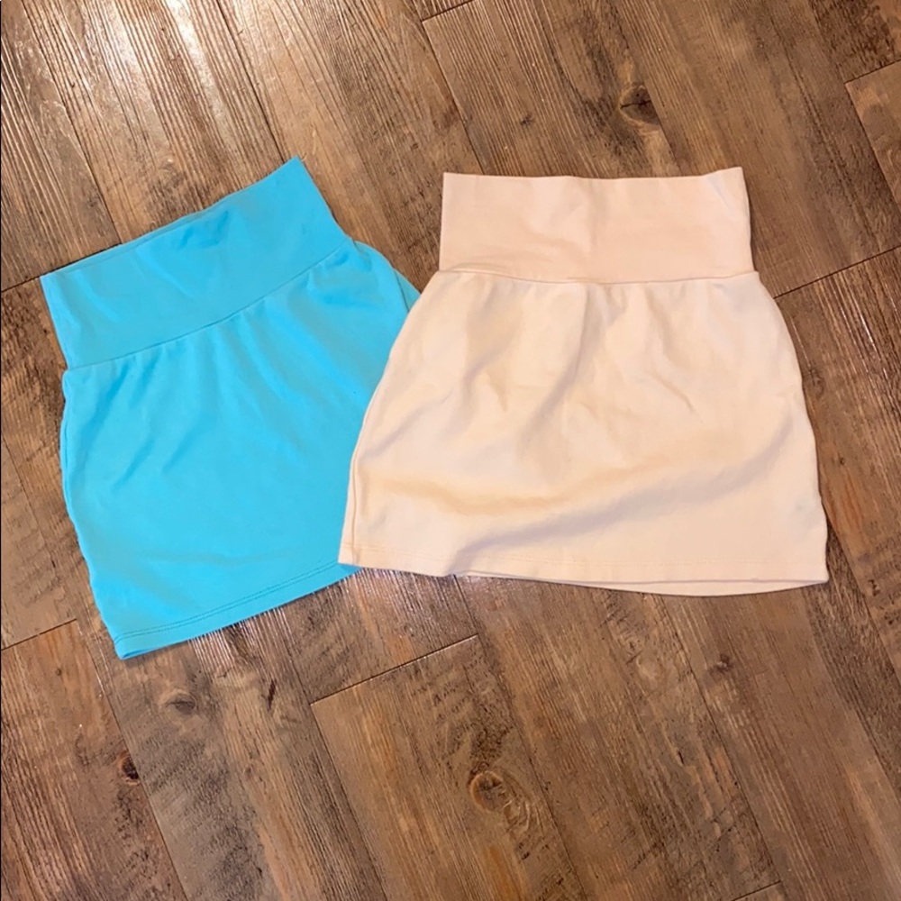 Bundle of 2 American Apparel mini skirts!